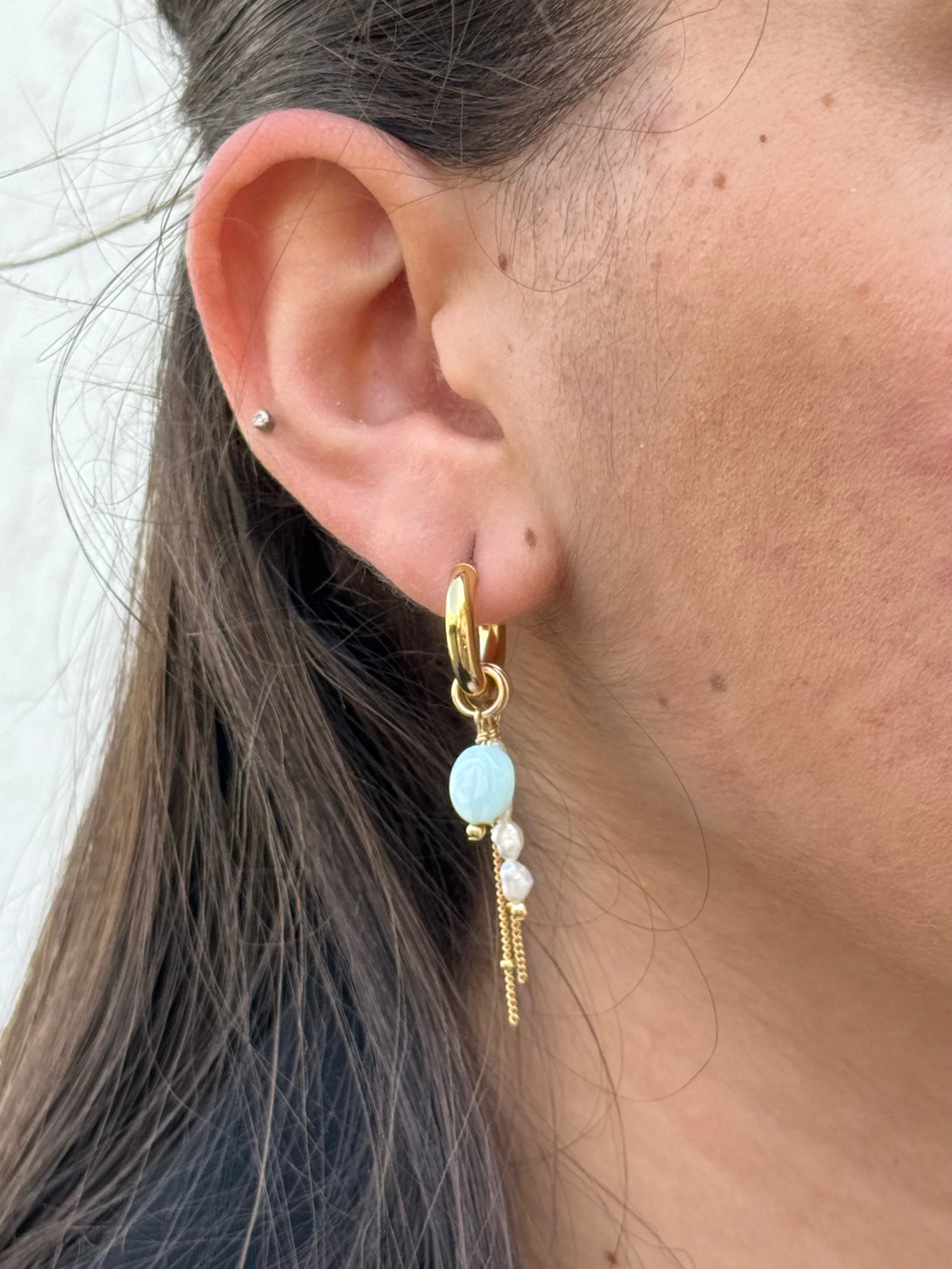 עגילי חישוק טוויסט אבן אופאל